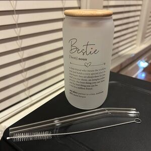 Bestie 16 Oz Glass Container Bamboo Top New With 2 Glass Straws, cleaning brush